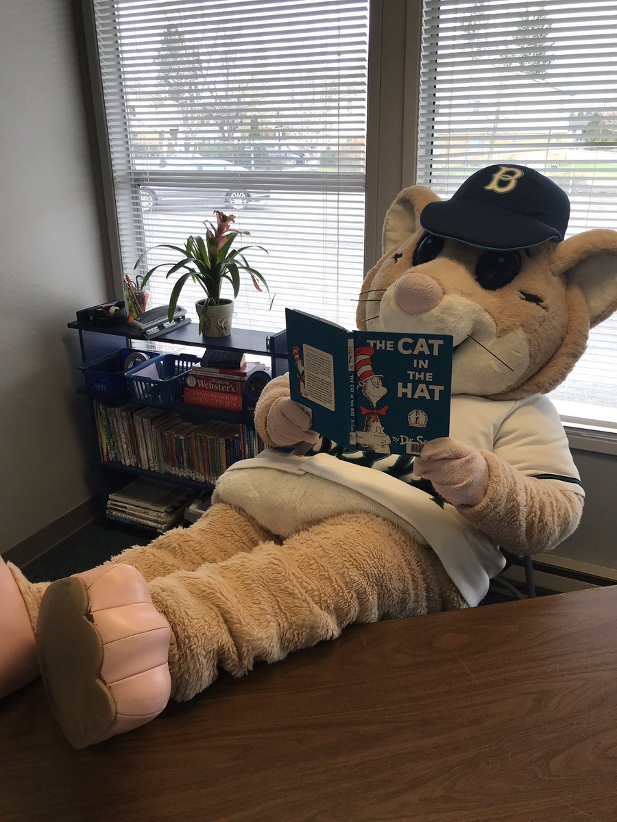 Reading = Bells tickets?! Where do I sign up!!??

Oh...right here👇🏼☺️

bellinghambells.com/community/bell…