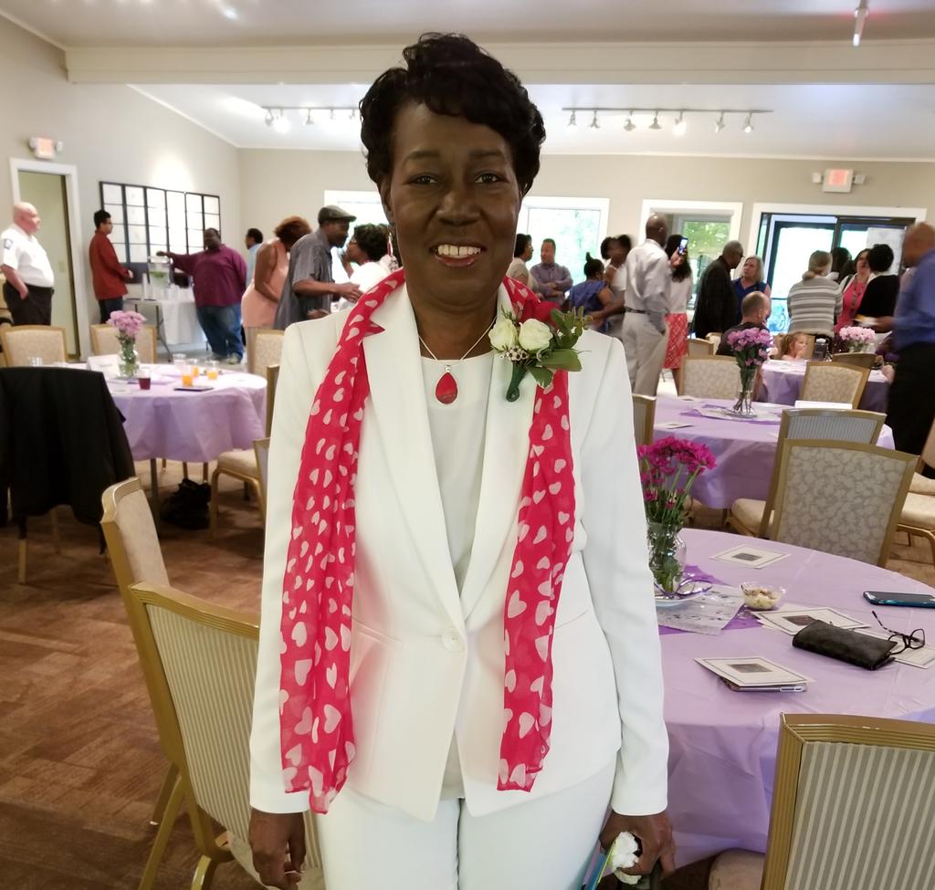 FeliciaGrayWats's tweet photo. CTE educator Ms. Spruill's 31 years of service was highlighted by the delicious meal prepared &amp; served by Chapel Hill-Carrboro Schools Culinary students. Thank you for your service. @chccs https://t.co/1KkNCswUCP