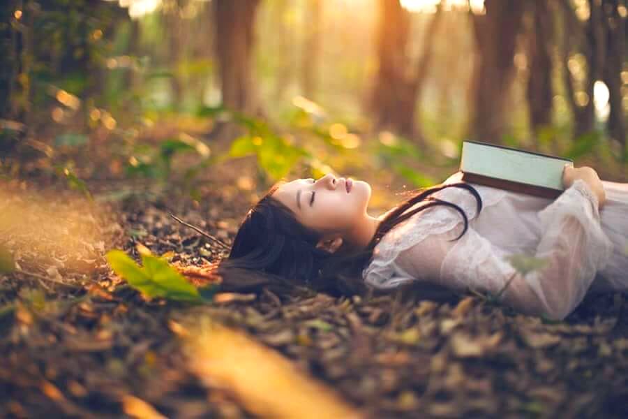 lovely_lealone's tweet photo. 💫Why do we need to love those who don’t love us too ? 💫ทำไมเราต้องรักคนที่เขาไม่รักเราด้วย #อกหักมันเจ็บ #ทำไมโลกชอบเล่นตลกกับเรา #ยากไปอีก5555 #แคปชั่น2019 #แคปชั่นอังกฤษ #เพ้อไปตามอารมณ์ https://t.co/aQsd9xNLJn