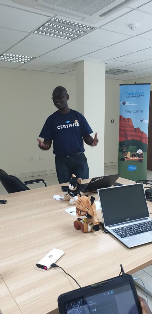 WIT_Accra's tweet photo. ACCRA, GHANA WOMEN IN TECH @SalesforceGH Groups Meet as @alfiedarling sails thu' A, B, C &amp; Z of Acquiring Salesforce Certification at the Accra Digital Centre, Adjacent State Housing Company, Awodome. Lots of Fun after session. Join us @ our next event! @Benioff @icloudsf😇 https://t.co/jFMqXJBxX1