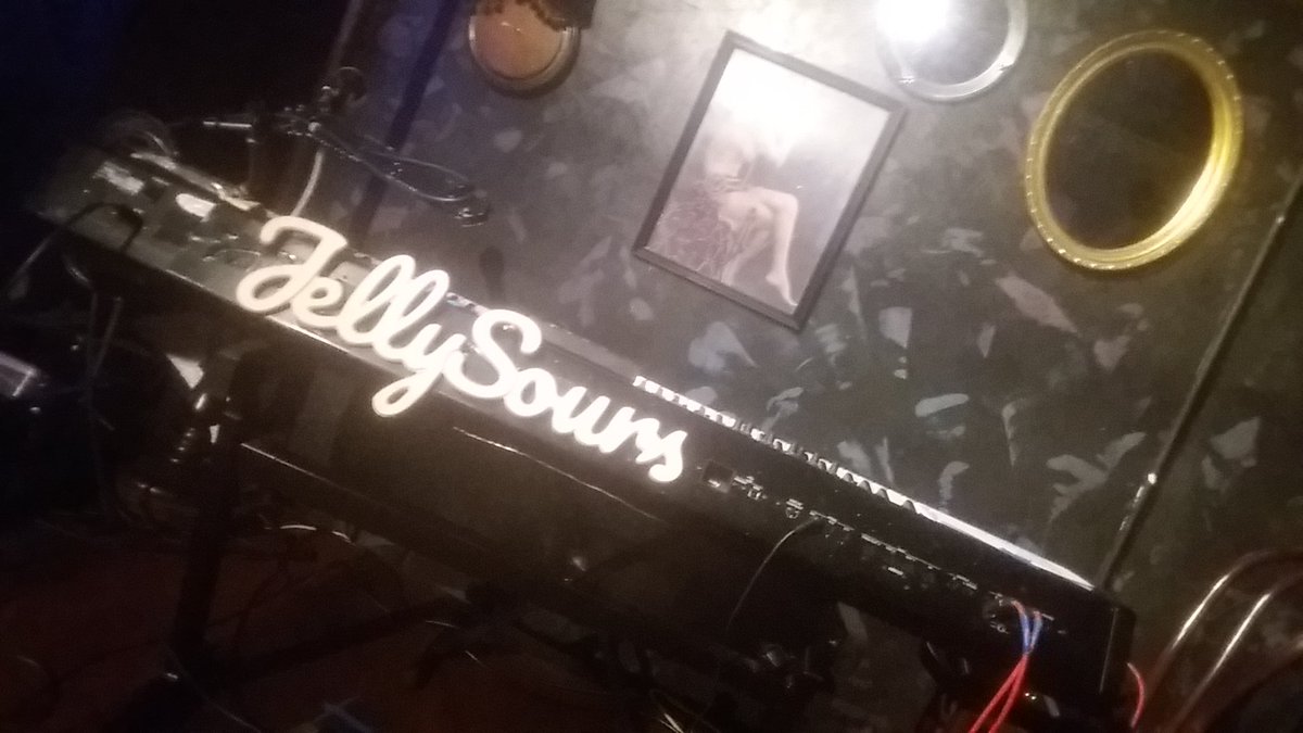 <a href="/JellySours/">Jelly Sours</a> <a href="/TheFitzgeraldNQ/">The Fitzgerald</a> 9pm tonight xx