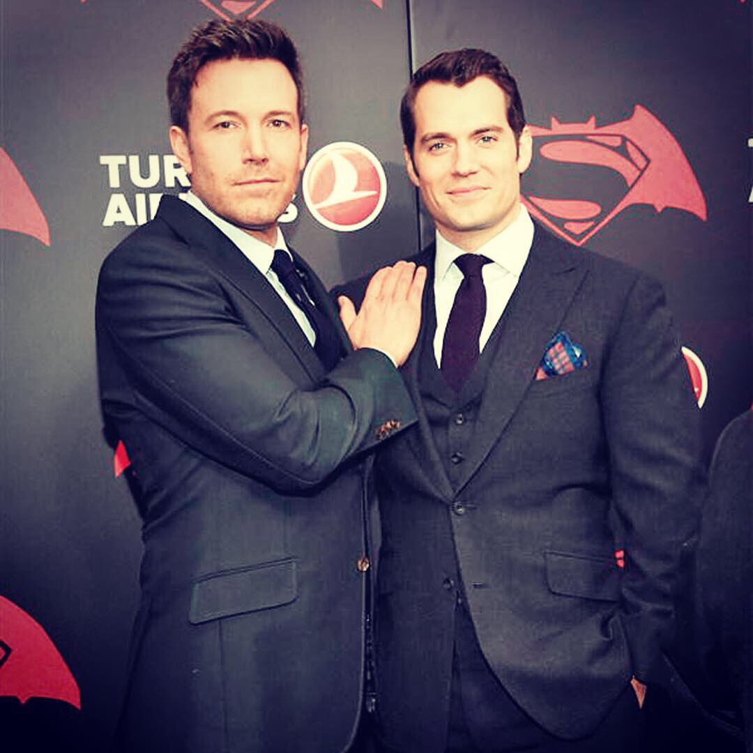 HC_Turkey's tweet photo. #HenryCavill #GalGadot #BenAffleck #BatmanvSuperman #JusticeLeague https://t.co/Ms4TTiH8vV