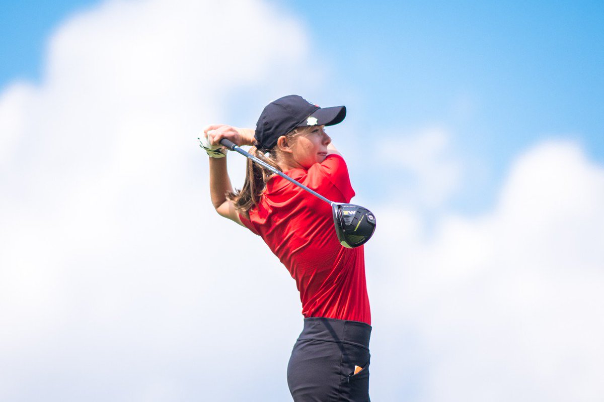 LindnerCollege's tweet image. Still reminiscing about last weekend’s #PGAMasters? Take a swing at the recent @uofcincy magazine article about senior athlete and finance major Anika Hitt: magazine.uc.edu/issues/0419/do…