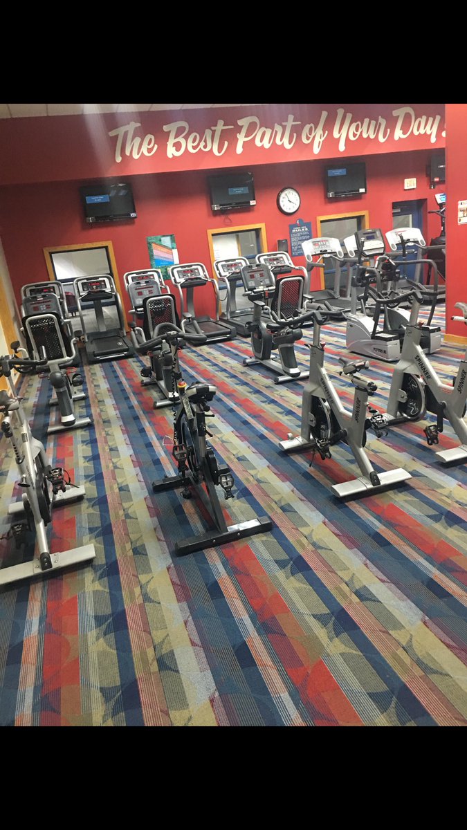 JerrickPeterso1's tweet photo. #cardioworkout #treadmill #matrixbikes #stationarybikes #thebestpartofyourday #Healthmatters #runningmotivation https://t.co/dYpcpbkO67