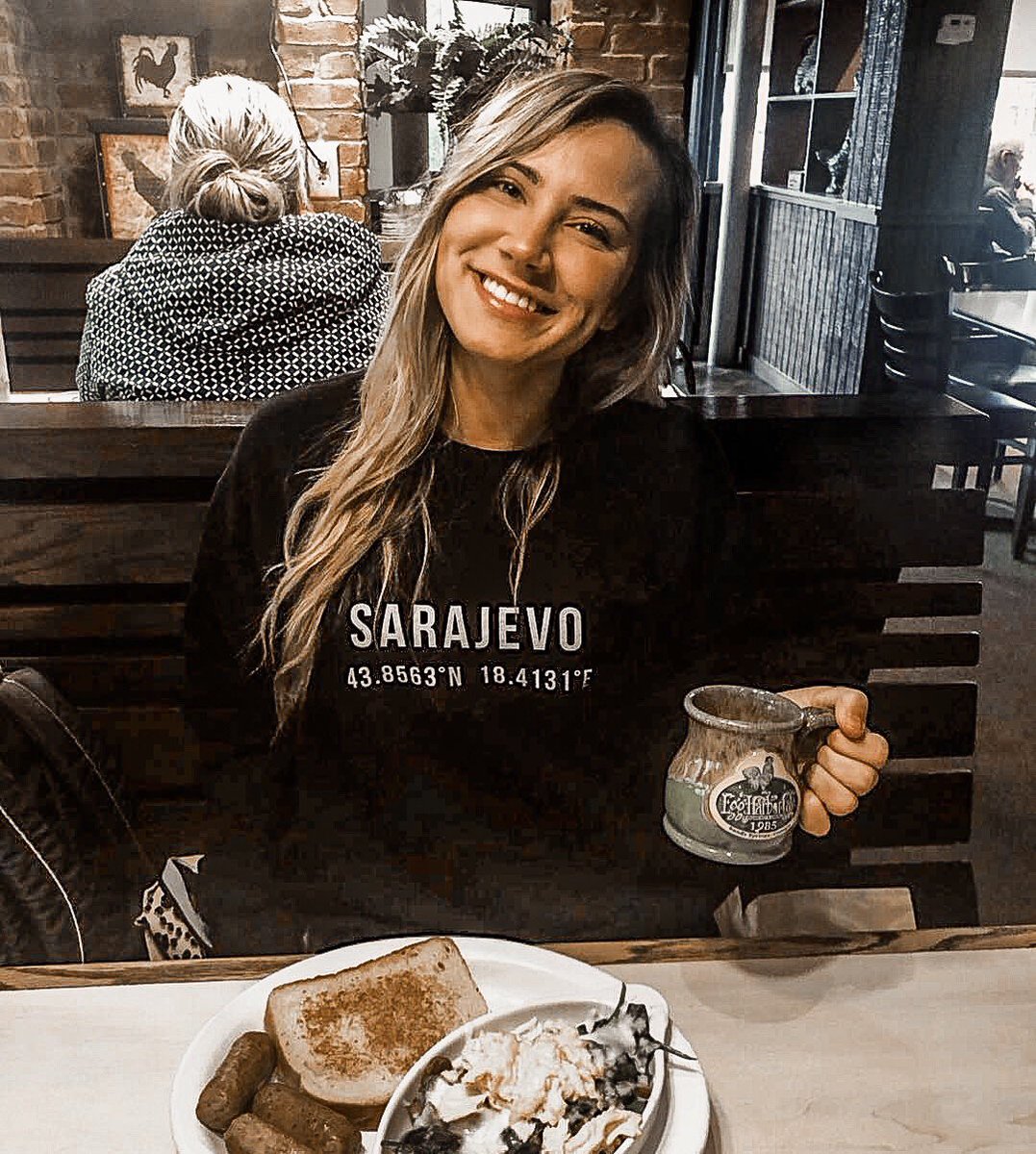 balkanbred's tweet photo. @NevenkaPekovic evo nas 🙋🏻‍♀️ https://t.co/yW3UjcUuC1