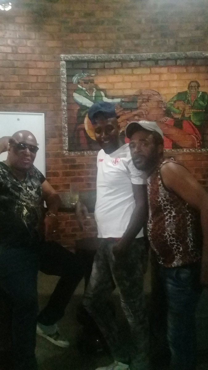 LetunaENT's tweet photo. #LTN_Entertainment right now with Djsmane the superstar #whynot #mbemi @LTN_ENTERTAINMENT https://t.co/V6lSVzxguK