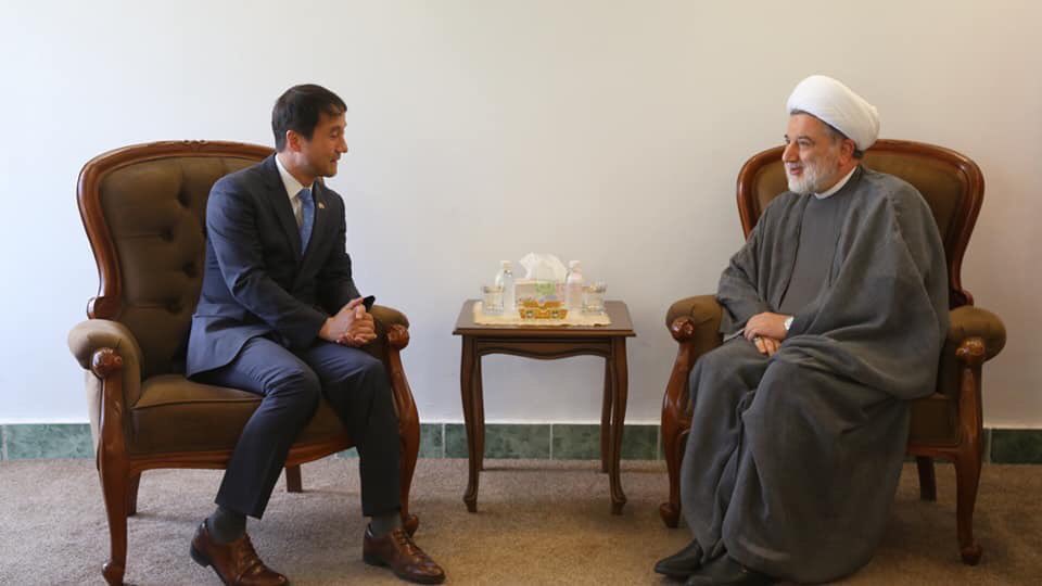 Humam_Hamoudi's tweet photo. خلال استقباله المستشار الخاص للرئيس الكوري
حمودي يحث كوريا لمضاعفة استثماراتها ويؤكد: العراق بأفضل حال والعالم يتنافس على الفرص فيه https://t.co/6T07Wav5aR