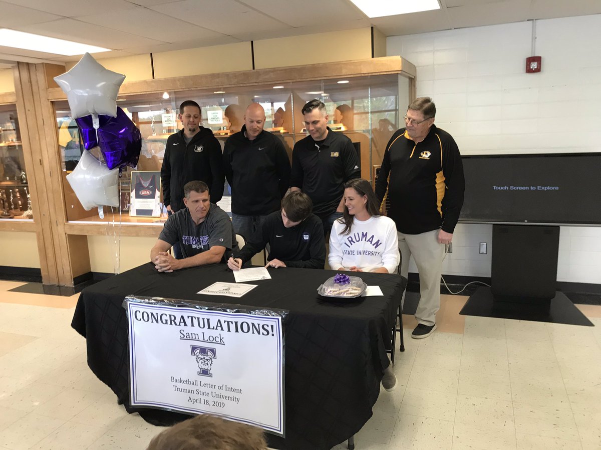 LSHSAthletics's tweet photo. Congratulations Sam Lock &amp; Zion Wiseman! So proud of all that you have accomplished. Good luck at the next level. #makeusproud https://t.co/h94ogvL7pP