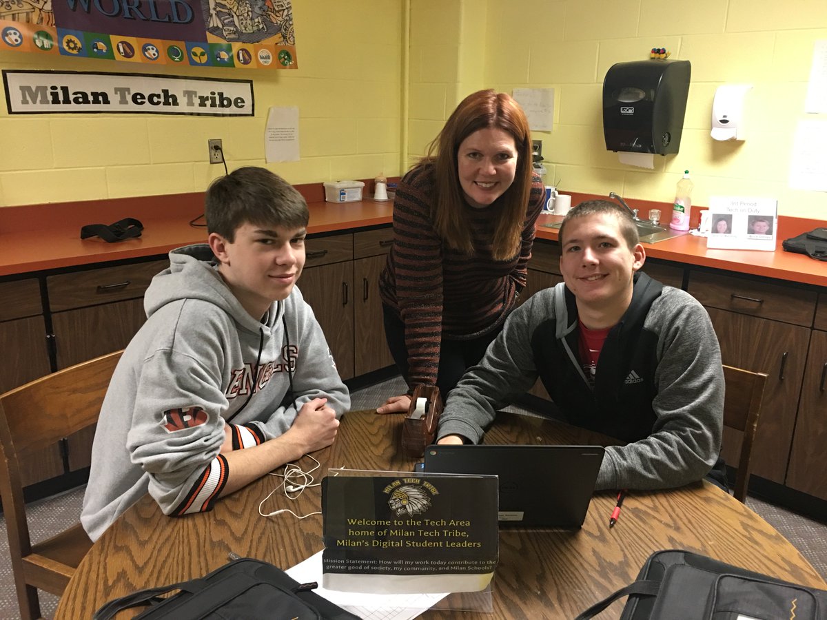 GenesisP2S's tweet photo. Congratulations to Brandy Hicks, Milan School Corporation, on being named a NexTech Professional Development Facilitator! #RipleyCountyRocks #IamIT #GreatTeachersThriveHere https://t.co/tKQgD0AIIM https://t.co/xqdxbAk0G3