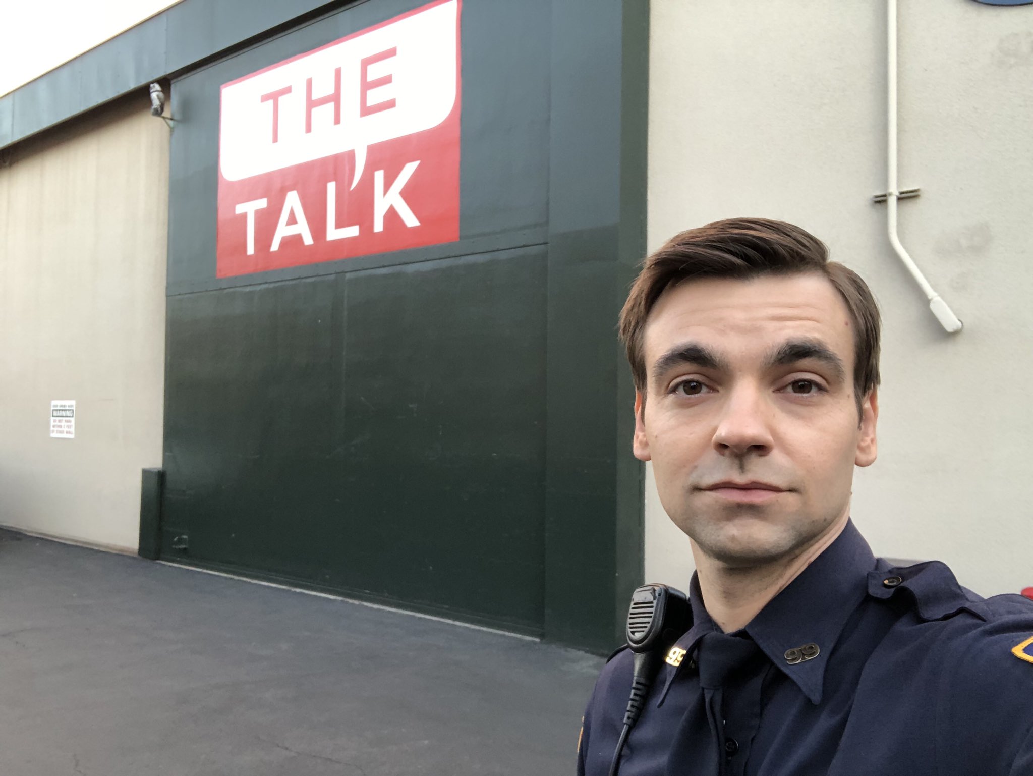 Drew Tarver on Twitter: "I’m on everyone’s favorite show tonight at 9