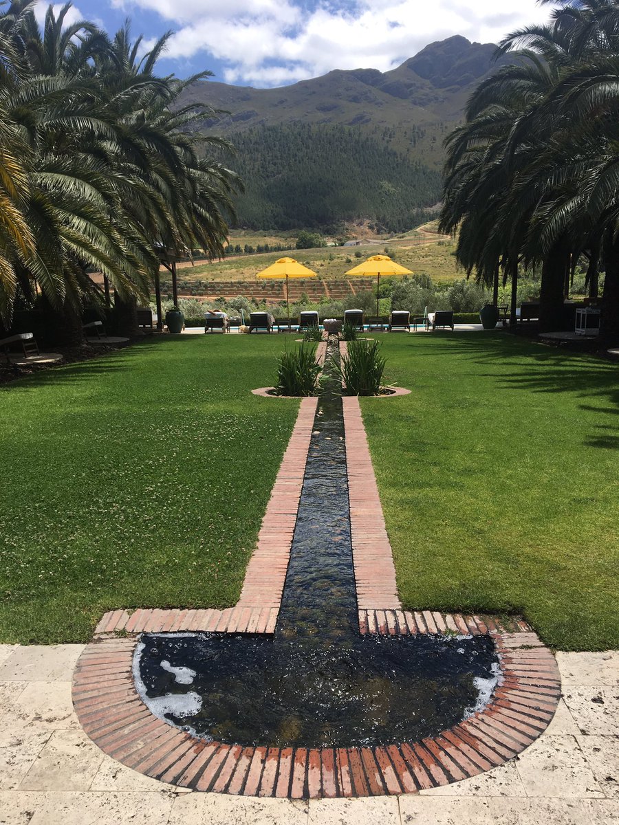 carterandcoltd's tweet photo. If ever #Franschhoek comes calling, a trip to @LaResidenceSA is an absolute must. Whether for a divine overnight stay or lunch by the lake, it is an unbeatable little pocket of #southafrica luxury https://t.co/uNLzhcuyXX