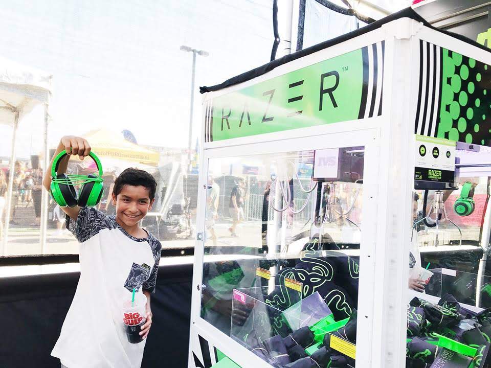 newbridgemg's tweet photo. We’re throwing it back to Summer 2018 when we hit the road for the #RazerTour to bring innovative technology and VR to gamers and fans nationwide! @Razer https://t.co/FQpapoQtJO