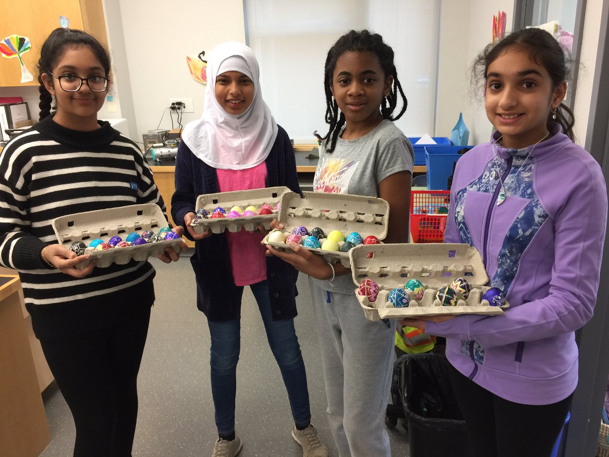 RosePointSchool's tweet image. Having fun with Ukrainian Easter Egg making in Gr 6 Pacific Spirit Community 🐣 #VSB39