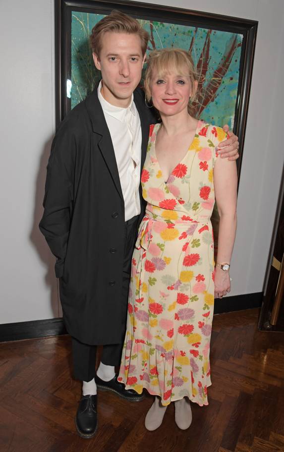 AnneMarieDuffRF's tweet photo. #AnneMarieDuff #SweetCharity #DonmarWarehouse
PRESS NIGHT AT DONMAR WAREHOUSE'S SWEET CHARITY https://t.co/8EVB6O39XD
