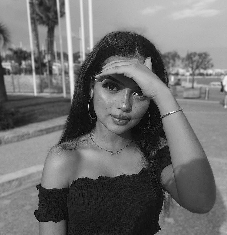 Sweet April showers do spring May flowers. 🌸