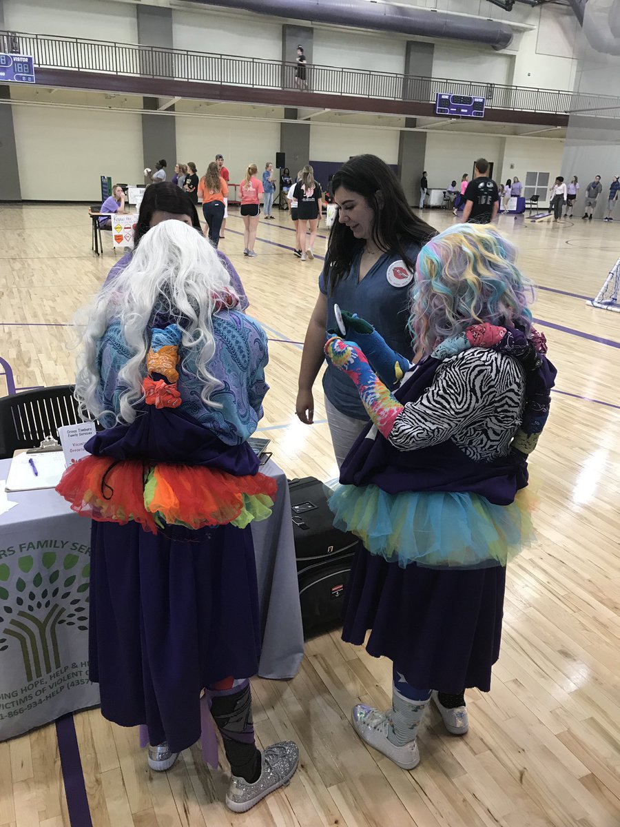callieannnnn's tweet photo. Had a great time serving with Cross Timbers Family Services at the LJT Safety Fair yesterday! We got to interact with students, encouraging healthy relationships and consent! 

@realsocialwork @TarletonSOCW #TarletonService2019 https://t.co/Lh18pq06cy