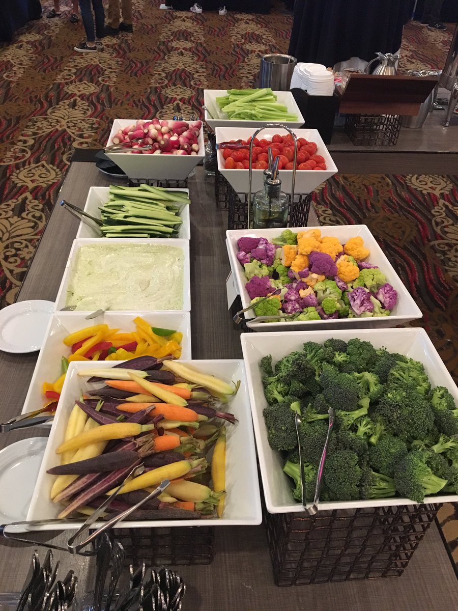 USCGradSchool's tweet photo. Come to learn... but stay for the snacks (and the learning)! #AnnenbergSymposium #uscphdscreate https://t.co/FTrlTQH1RC