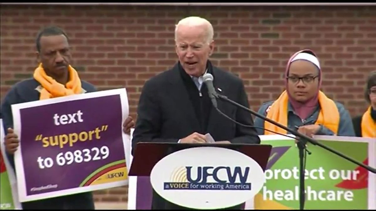 TraceyC_online's tweet image. Fmr. VP @JoeBiden in #Boston rallying for #StopandShopStrikers on Thursday. Returns to the podium..."and by the way." (Hush falls over the crowd) God bless our troops. #runJoerun