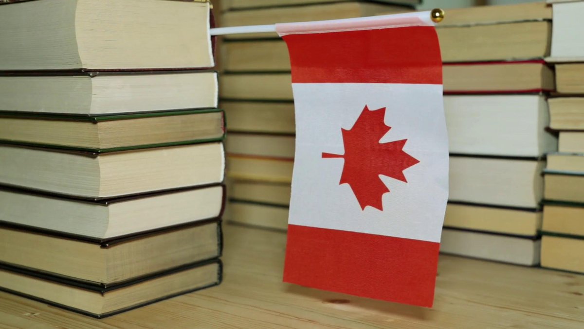 WaterlooLibrary's tweet photo. It's #CanadaBookWeek A time to celebrate Canadian literature and reading in general. Re-read one of your favs or pick up something new. And don't forget the #OneBookOneCommunity title will be announced on April 24th. Happy reading! https://t.co/kXi1iJdQkn #kwawesome #OBOC https://t.co/mnA4y5Bfq5