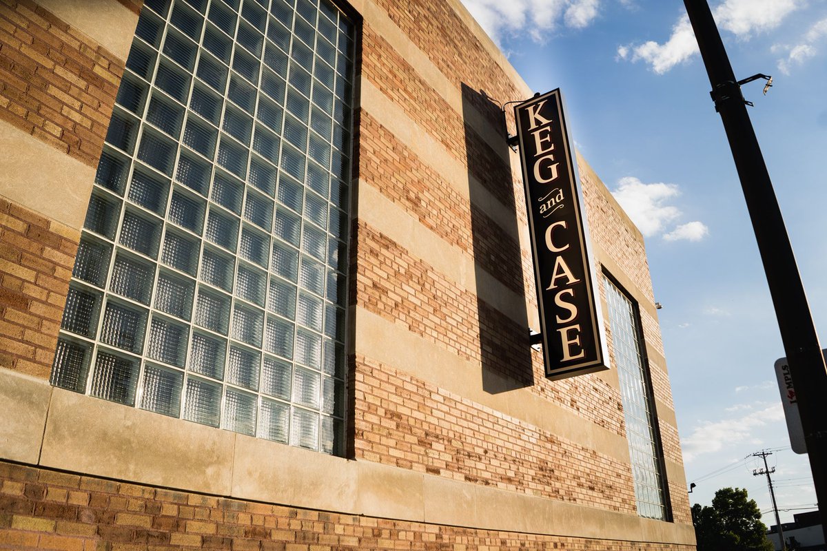 While some vendors will be closed on Easter Sunday, here's a list of who will be open for business:

@bogartsdoughnuts
<a href="/fivewattcoffee/">Five Watt Coffee</a> 
<a href="/inbloomstp/">inbloomstp</a> 
<a href="/studioemmemn/">Studio Emme</a>
@rosestreetpatisserie
@spinningwylde
<a href="/revivalmn/">Revival Interiors</a>

Photo: Darin K