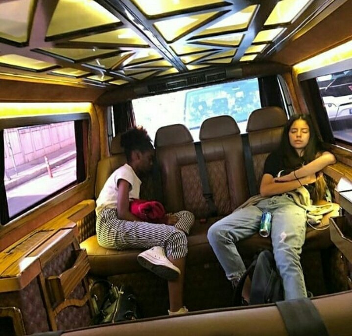 #imamoğluUBERistiyoruz #imamoğluUBERistiyoruz 
Başkanım, kim su güven ile bir takside uyuyabilir ? 🚕🚫 siz veya o güzel çocuklarınız bunu yapabilirmisiniz ?