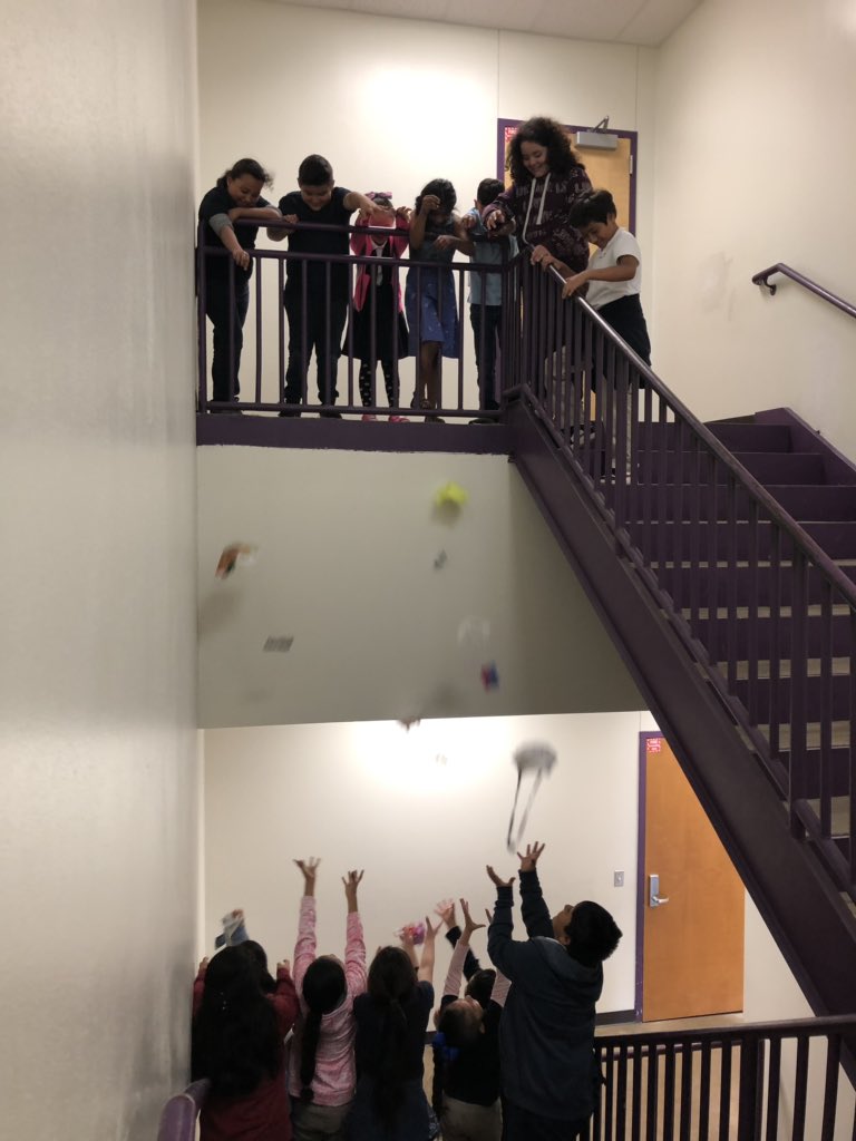 MsB_Panthers's tweet photo. #Responsetoliteracy Read, Experiment, and Write. Learning is fun!! #CowartReads https://t.co/UBBt7EnabW
