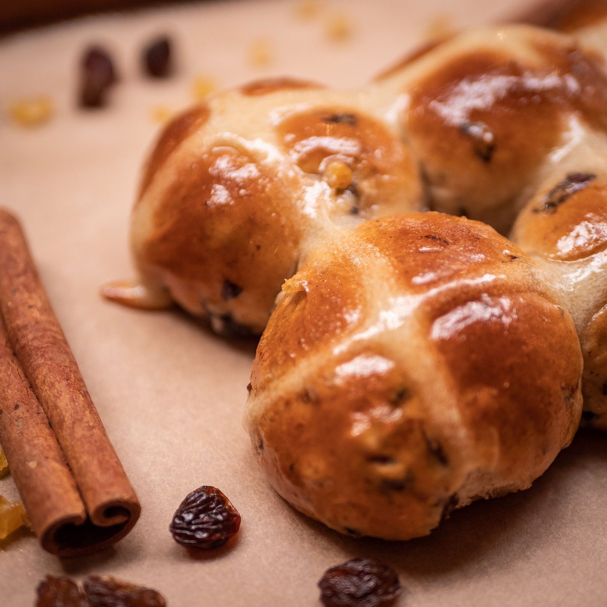 Good News for Good Friday! We'll be giving away Mini Hot Cross Buns at both Barton Arcade and Spinningfields. We've made loads and loads but unfortunately once they're gone... they're gone! If you love them then let us know by tagging us... Happy Easter! π