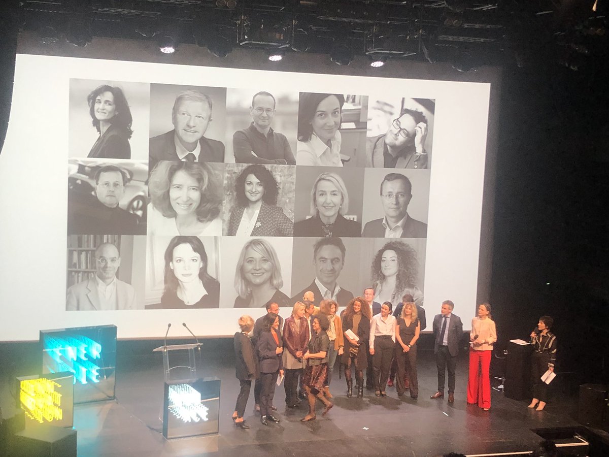 marieeloyfdeb's tweet photo. Bravo au jury de #BusinessWithAttitude avec mes cher.e.s Viviane #Chocas, Morgane #Miel @patricebegay @ElisabethLavill @frsebag @FabriceMidal 
« Seuls 2,2% des fonds d’investissement sont attribués aux entreprises portées par des femmes. Pr nos lauréates, le prix les a aidées ! » https://t.co/ZM59l8UulW