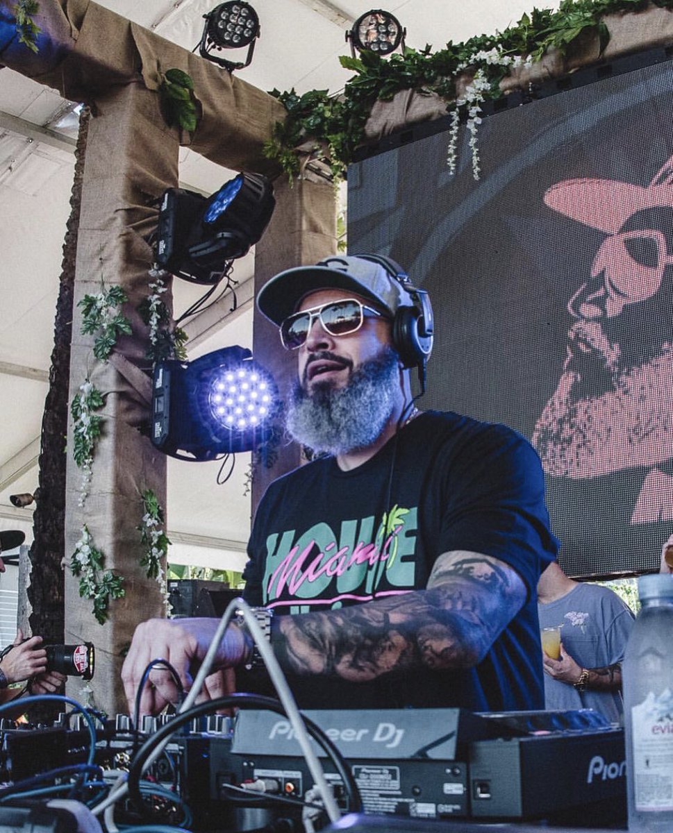 HQ2AC's tweet photo. Beats beats and more Beats! 🔊 Join us Saturday, June 1st at HQ² Nightclub as we welcome Oscar G.

For Tickets and Table Reservations head to https://t.co/AqTVV9KXPQ. 

#305 #madeinmiami #hq2ac #hq2 #hq2nightclub #doac #acnightlife #atlanticcity #murkrecords https://t.co/OXjIfU7Mdi