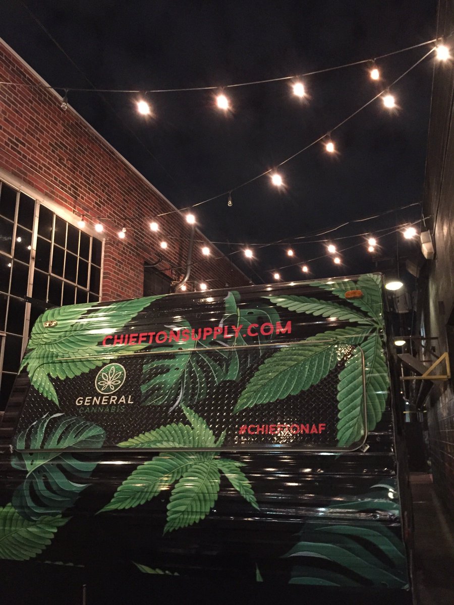 ChieftonSupply's tweet photo. Sensi Night in Denver was a blast last night! Always a good time with some great companies #ChieftonSupplyCo #ChieftonAF #ElevatedApparel https://t.co/L9O36Ytwu8
