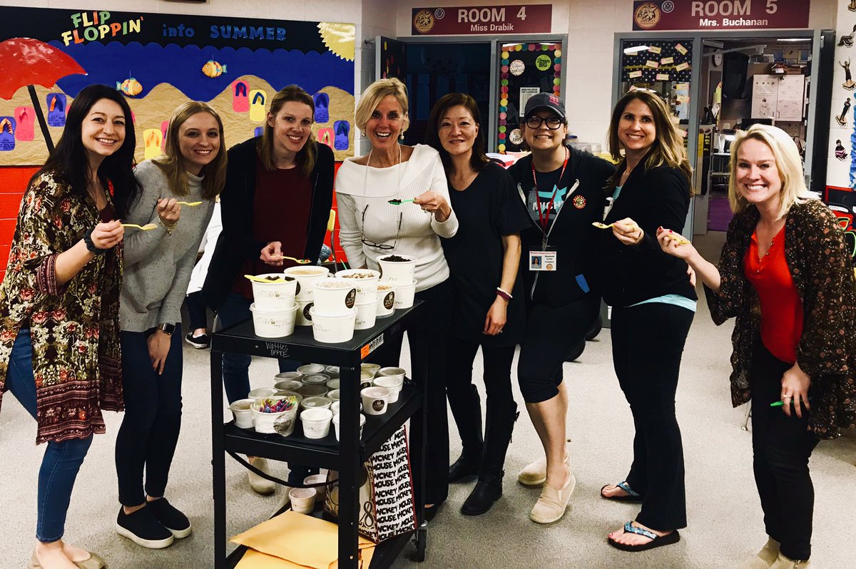 APellosmaa's tweet photo. Thank you again @OneWattles PTO! Coming around with the frozen yogurt on a cart was inventive &amp; so thoughtful! What a great afternoon and entire week!! We feel the love! https://t.co/EDVOmF8p8c