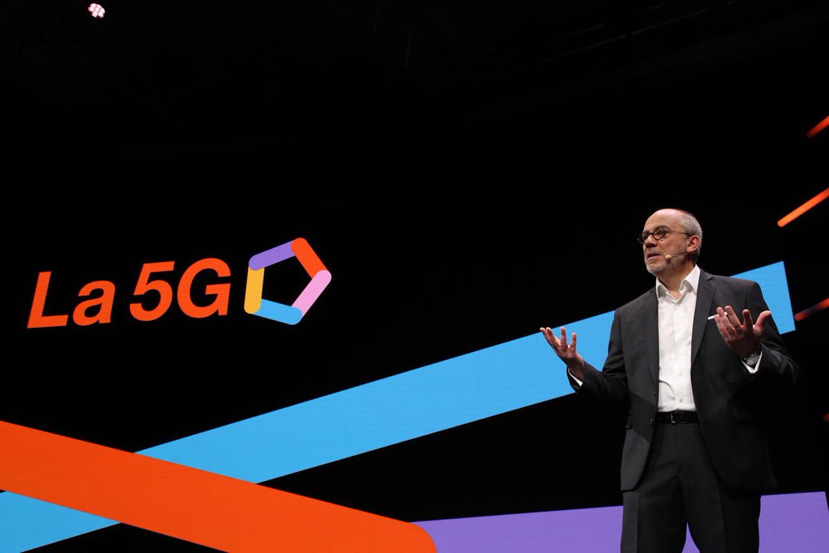 Aurelien_Gohier's tweet image. Petit teasing d’un article à venir la semaine prochaine... Ça se passe sur LinkedIn et ça parle de ma belle journée à l’#OBSummit avec @orange : linkedin.com/feed/update/ur…

@srichard @AgnesRunacher @mno_jl @HelmReisinger @Aurelie_JEAN @arnaudvamparys @Anicet #5G #Tech #Innovation
