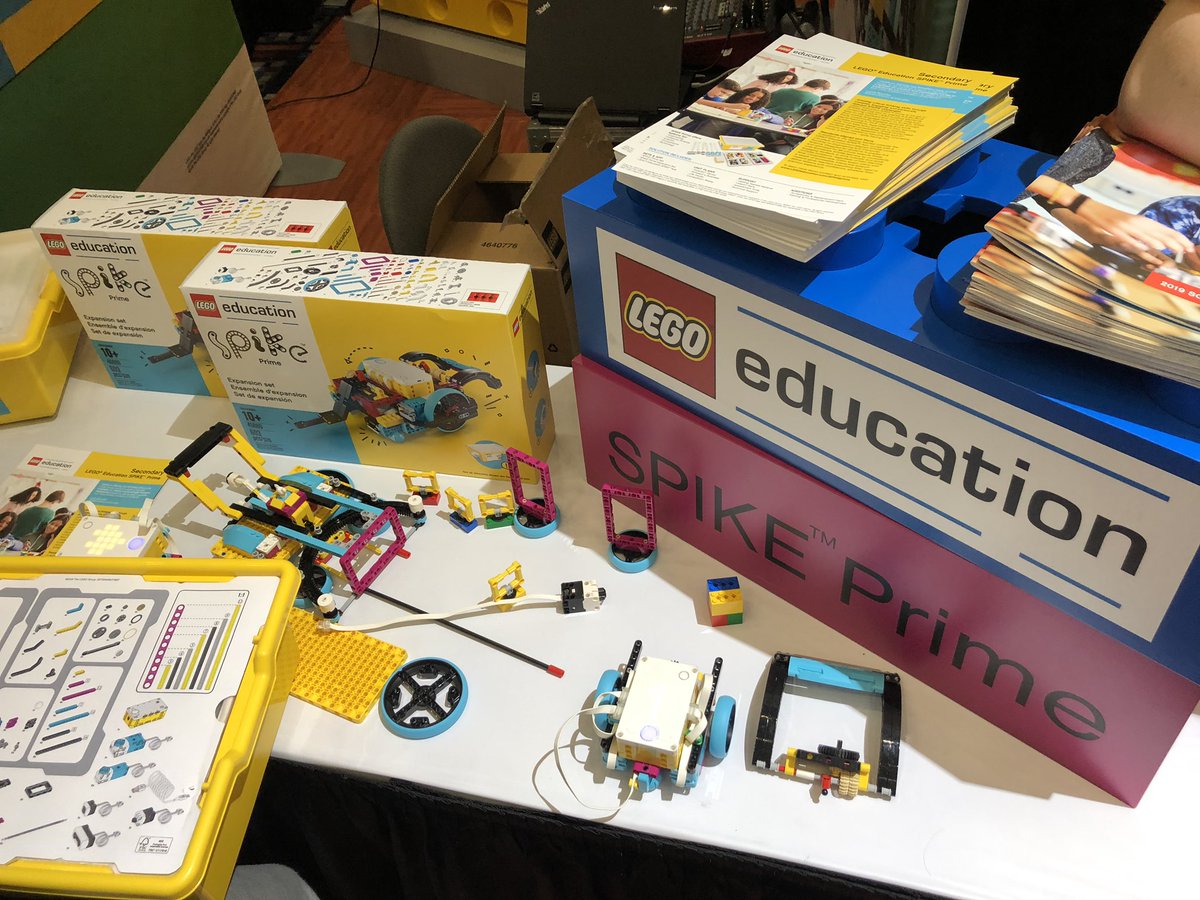 LEGOfoundation's tweet photo. Big reveal of next years @firstlegoleague challenge for the 2019/2020 Season. Next years theme is #CITYSHAPER. #BOOMTOWNBUILD #FIRSTChamp https://t.co/YBmZ2x0TAu