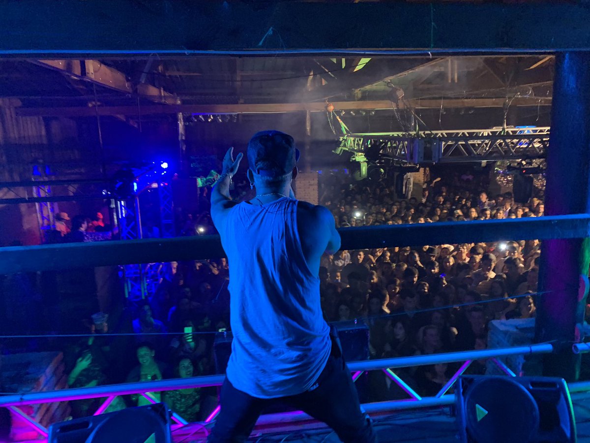 pueblo_gitano33's tweet photo. Otro festival juntos que se va 
Simplemente muchísimas gracias a todos por estar siempre, sin ustedes esto no sería posible 
Esperemos hayan disfrutado en estas noches únicas que tuvimos
Hasta la próxima !! https://t.co/YlT3BpFduV
