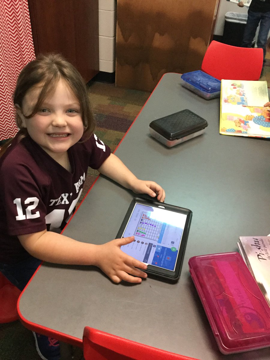 jonnie880's tweet image. Graphing jellybeans on Seesaw.  Happy Easter! #VanEdTech #Kindergarten