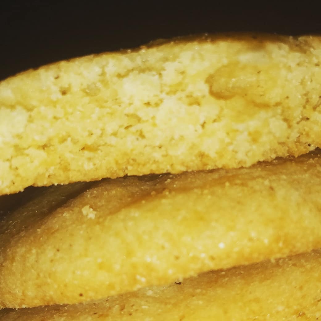 kizzysozo's tweet photo. When you are doing making cookies and all you could say is yeah, yeah yeah in @burnaboygram voice.
Do you love cookies for easter? Don't hesitate to send a DM
#cookies #cookiesofinstagram #kizzycreations #chefkizzy #nigeriacuisine #HappyEaster #EasterWeekend https://t.co/iBxcwt2Mup