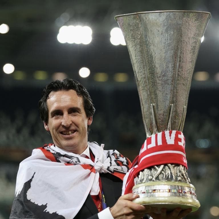 AFCXtra's tweet photo. 2009/10: Quarter-finals
2011/12: Semi-finals
2013/14: Champions
2014/15: Champions
2015/16: Champions
2018/19: Semi-finals*

Emery is tied with Giovanni Trapattoni on 3 titles each (UEFA Cup / Europa League) but is now one step closer to a fourth title &amp; the record! #Arsenal https://t.co/ECGtKl1dKH