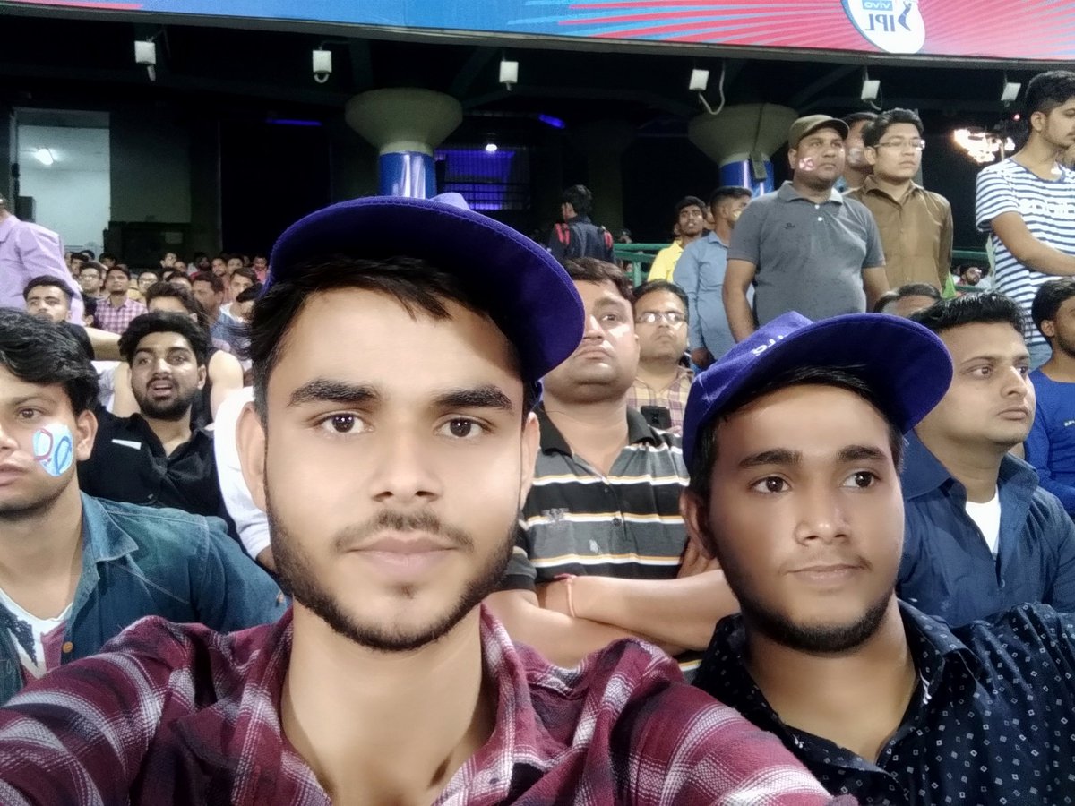 prashant9972's tweet photo. #DCvMI #IPLSelfie #IPL2019 #BCCI #delhiboys #Delhi #SupportMumbai https://t.co/bQ7rVsyEKo