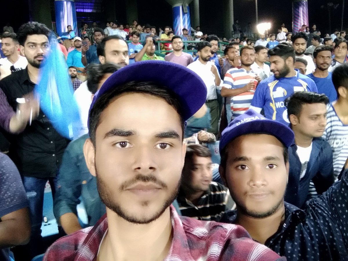 prashant9972's tweet photo. #DCvMI #IPLSelfie #IPL2019 #BCCI #delhiboys #Delhi #SupportMumbai https://t.co/bQ7rVsyEKo