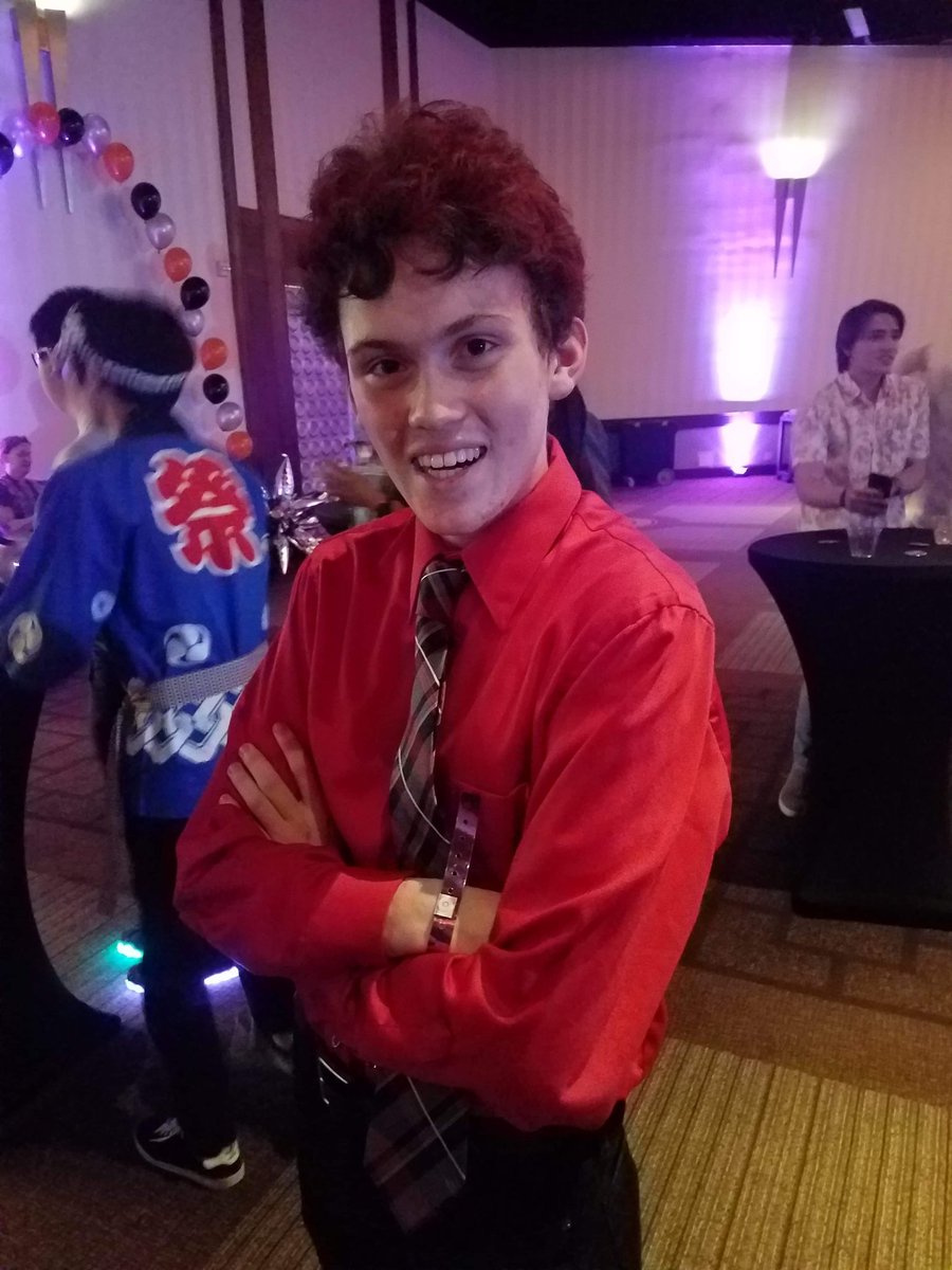 nfhammes's tweet photo. Somebody sent me this picture from roboprom... I hear imitation is the sincerest form of flattery? #omgrobots https://t.co/wRKracxlUt