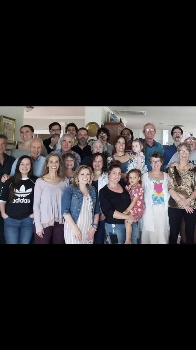 Cady_elliott7's tweet photo. someone showed us a picture of their family today and my mom leaned over to me and said “did you see the marijuana leaf in that picture!?”............... https://t.co/SG6E6Tscjl