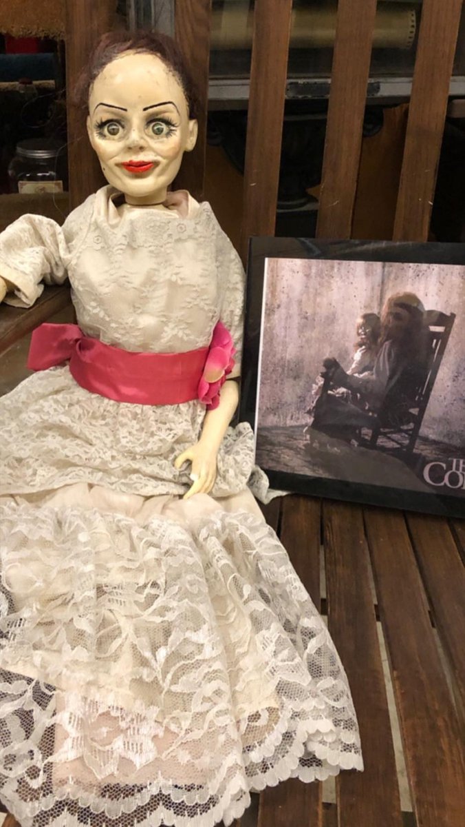 CenayangFilm's tweet image. Alasan annalbelle pake poni