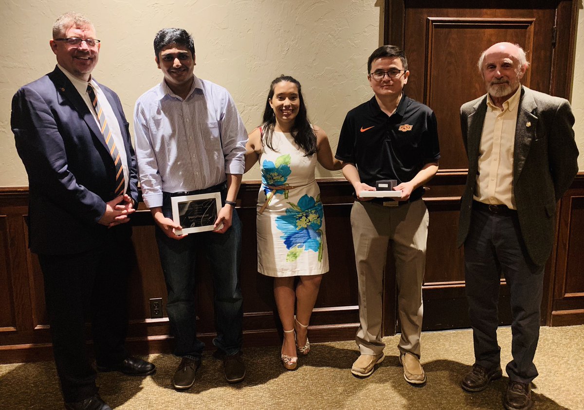 DrGregQuarles's tweet image. Great night sharing career path advice at @okstate Physics Department Award banquet. With me is Dr. Al Rosenberger and his #Optical #Physics Laboratory grad students, and the future founding members of a new #OSAStudentChapter! #OSATeamScience @MrTerenceRooney @OpticalSociety
