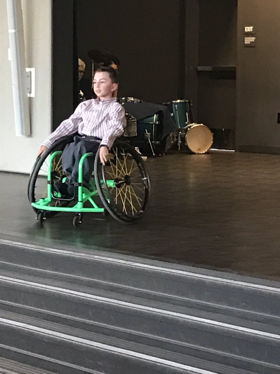 castlemontcusd's tweet photo. @castlemontcusd a few more pictures from Castlemont’s got Talent! #cusdrockstar https://t.co/zWJg1ZplNc