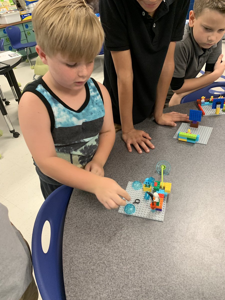 teachjwright's tweet photo. Sharing mini builds of energy usage. Video games, watching TV, computers and even a bicycle were just a few of the ideas. #VCSFLLJr #ottersmatter #CCEstem #ottersunite @cceotters @legoeducation #LegoMissionMoon https://t.co/3Ty1c1hCD9