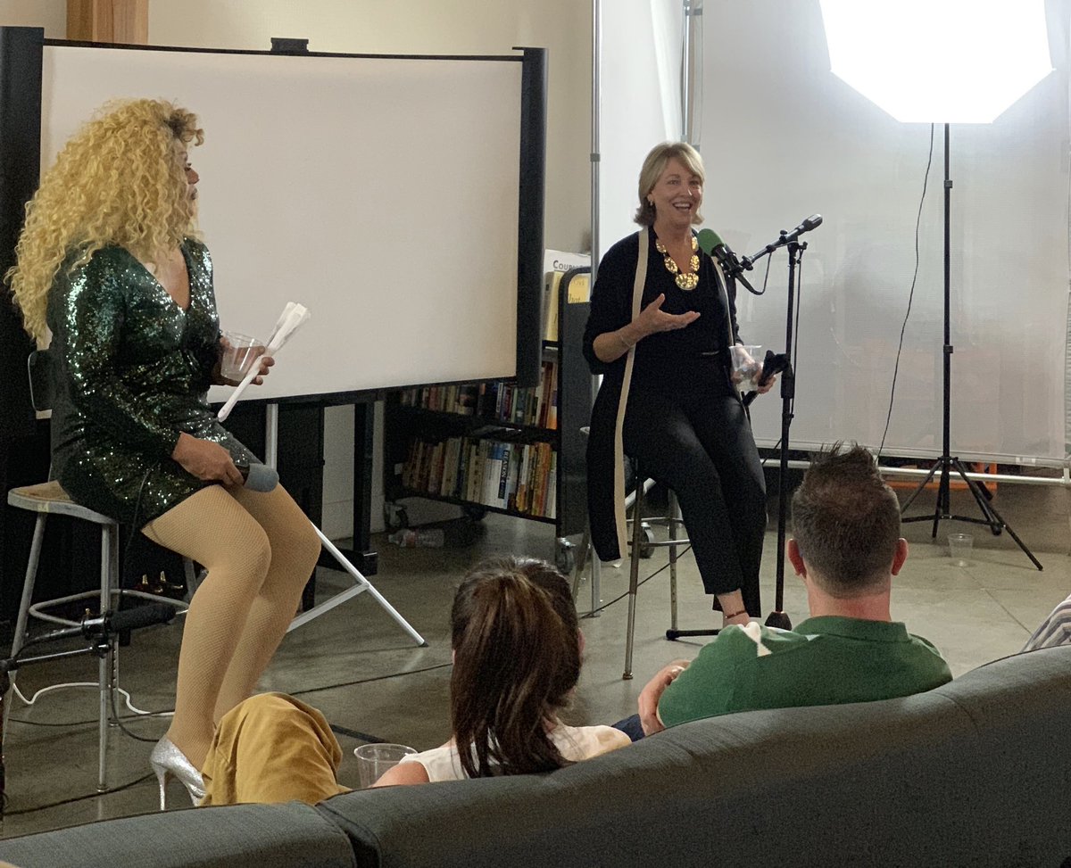 EdelmanSacto's tweet photo. #CreativityPlus w/ our #bosslady @CBsac1: 

When you stop doing something you hate, you free up emotional space. 

You have more creative room to find what you love. 

#YAS👑 https://t.co/513uX83KdP