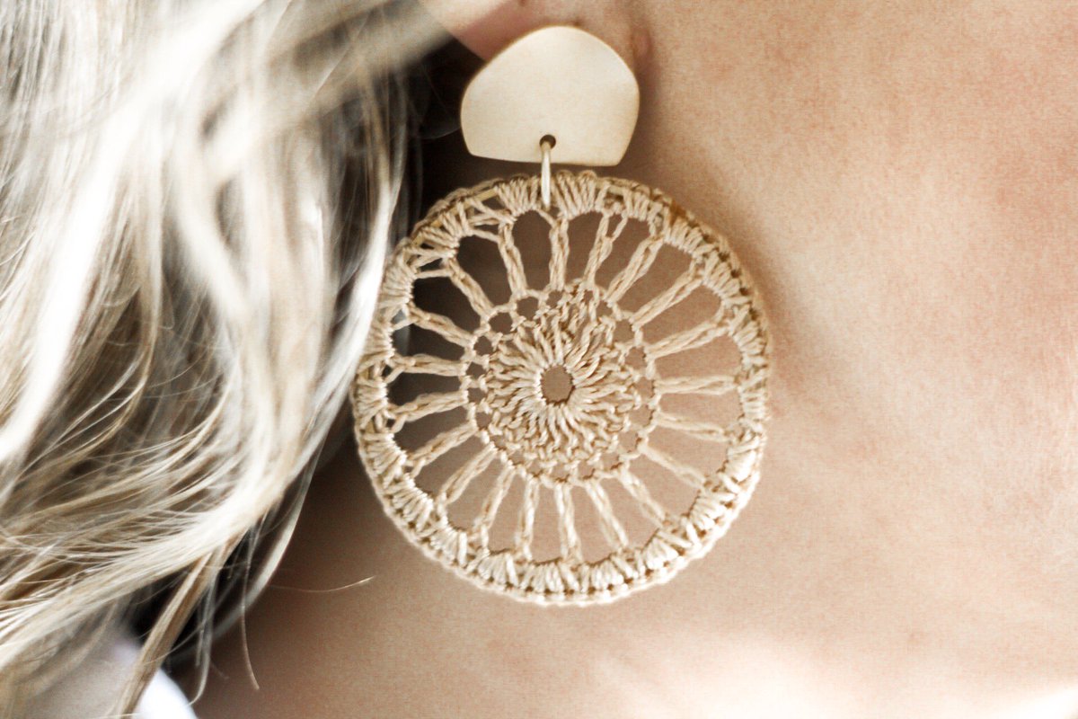 KarsonTutt's tweet photo. Gold plated earrings all under $15! Check them out here: https://t.co/Oa3W2F3AP6 https://t.co/E0cowtKq1h