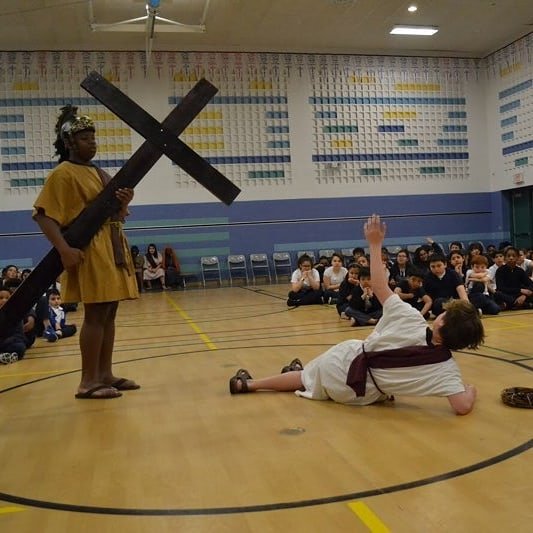 Izzybela75's tweet photo. So very proud of my gr.8s for their moving performance of the Passion Play. Always gets me ready for Easter. #OLV @OLVSchoolNews @MrsAOlivieri @msvdevine https://t.co/LSNdZtN15t