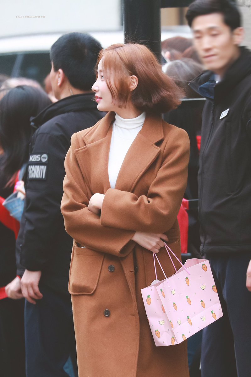 BotPlmm's tweet photo. 190419 뮤직뱅크
💘
#MOMOLAND #모모랜드
#yeonwoo #연우 #ヨンウ
@MMLD_Official https://t.co/ZZ1bPL5VWW
