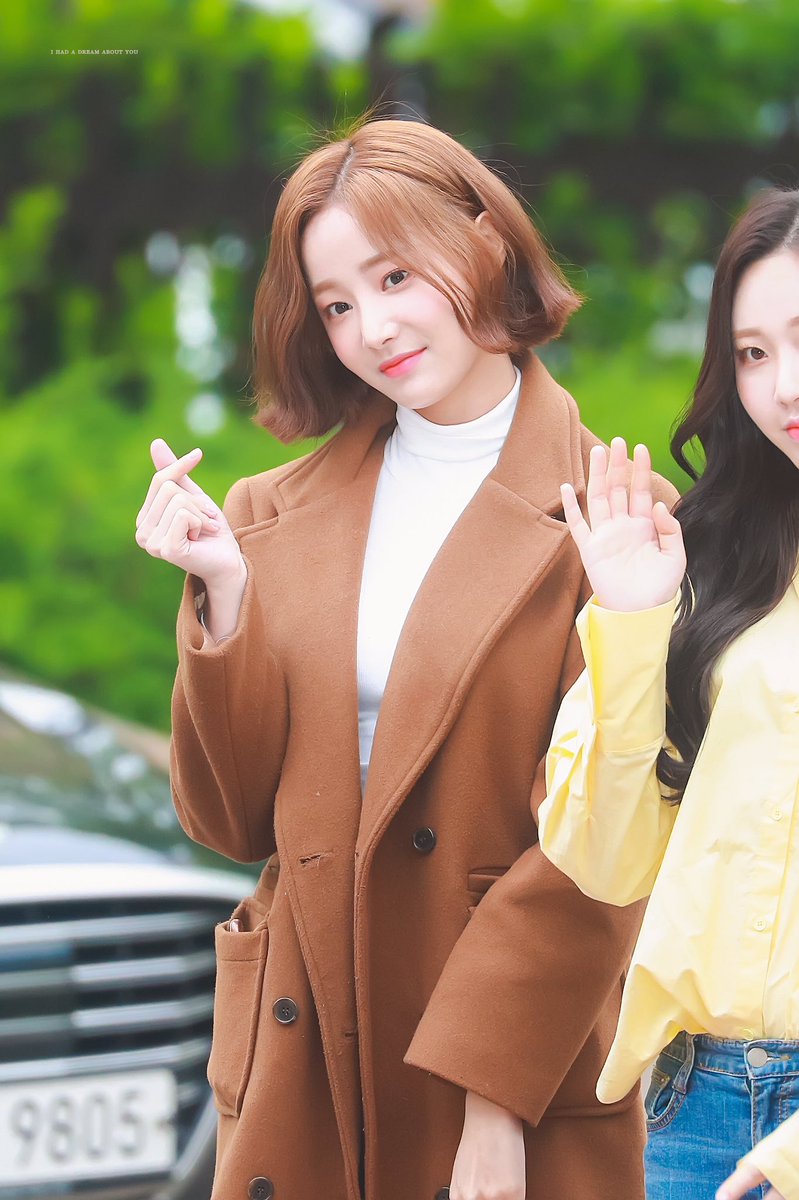 BotPlmm's tweet photo. 190419 뮤직뱅크
💘
#MOMOLAND #모모랜드
#yeonwoo #연우 #ヨンウ
@MMLD_Official https://t.co/ZZ1bPL5VWW